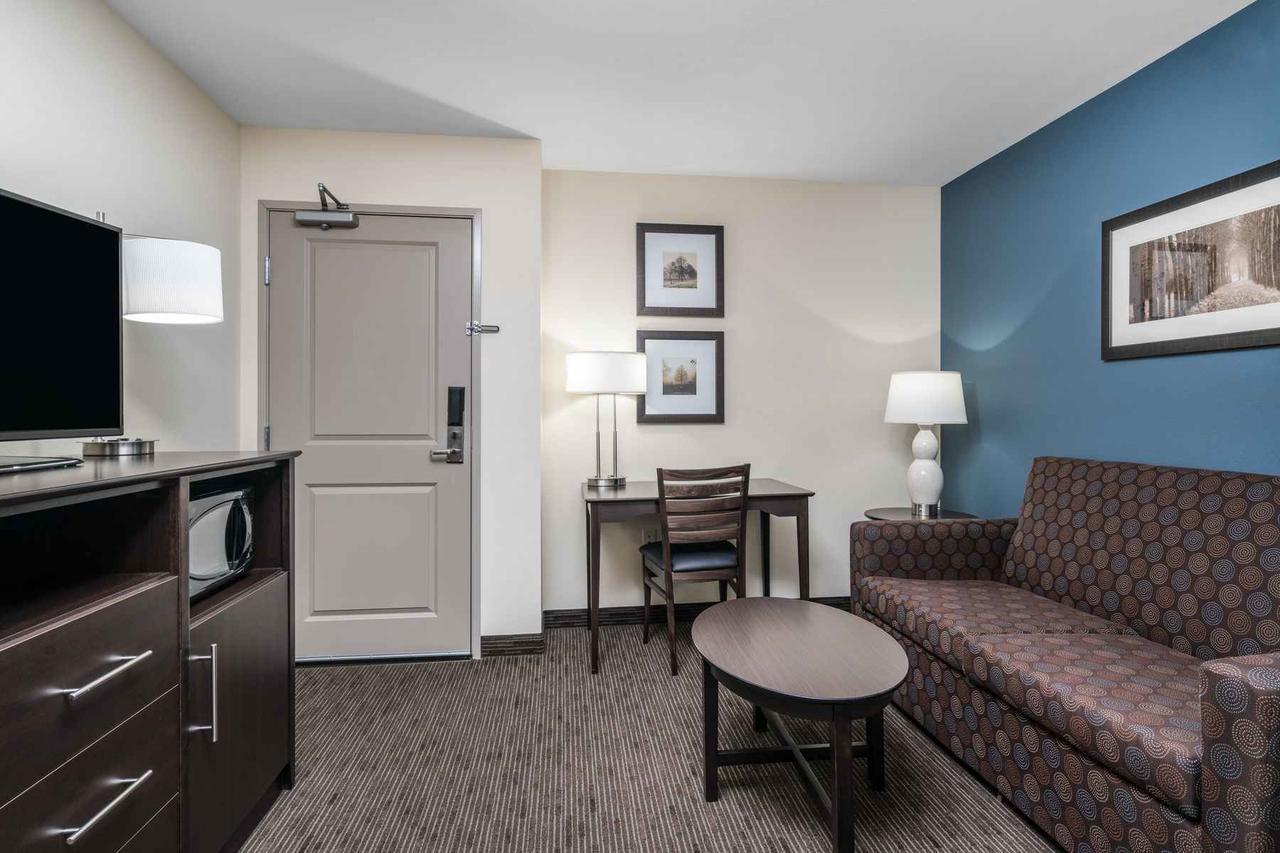 Americinn By Wyndham Windom Exterior photo